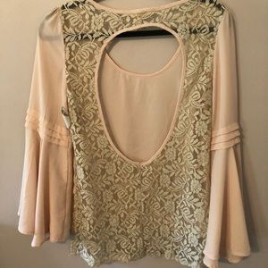 Romantic bell sleeved lace flowy shirt